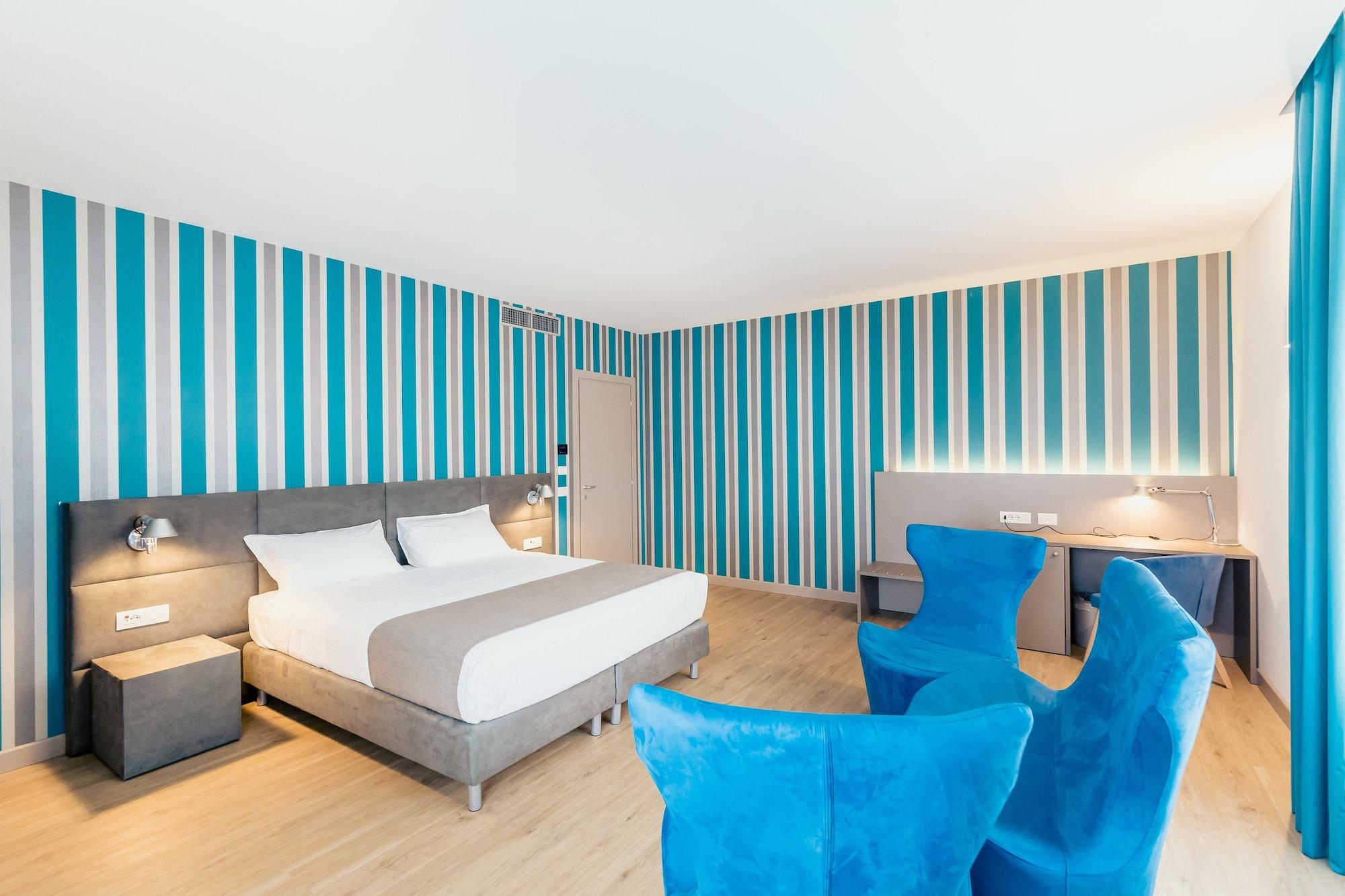Diamante Mhotel Коленьо Екстериор снимка