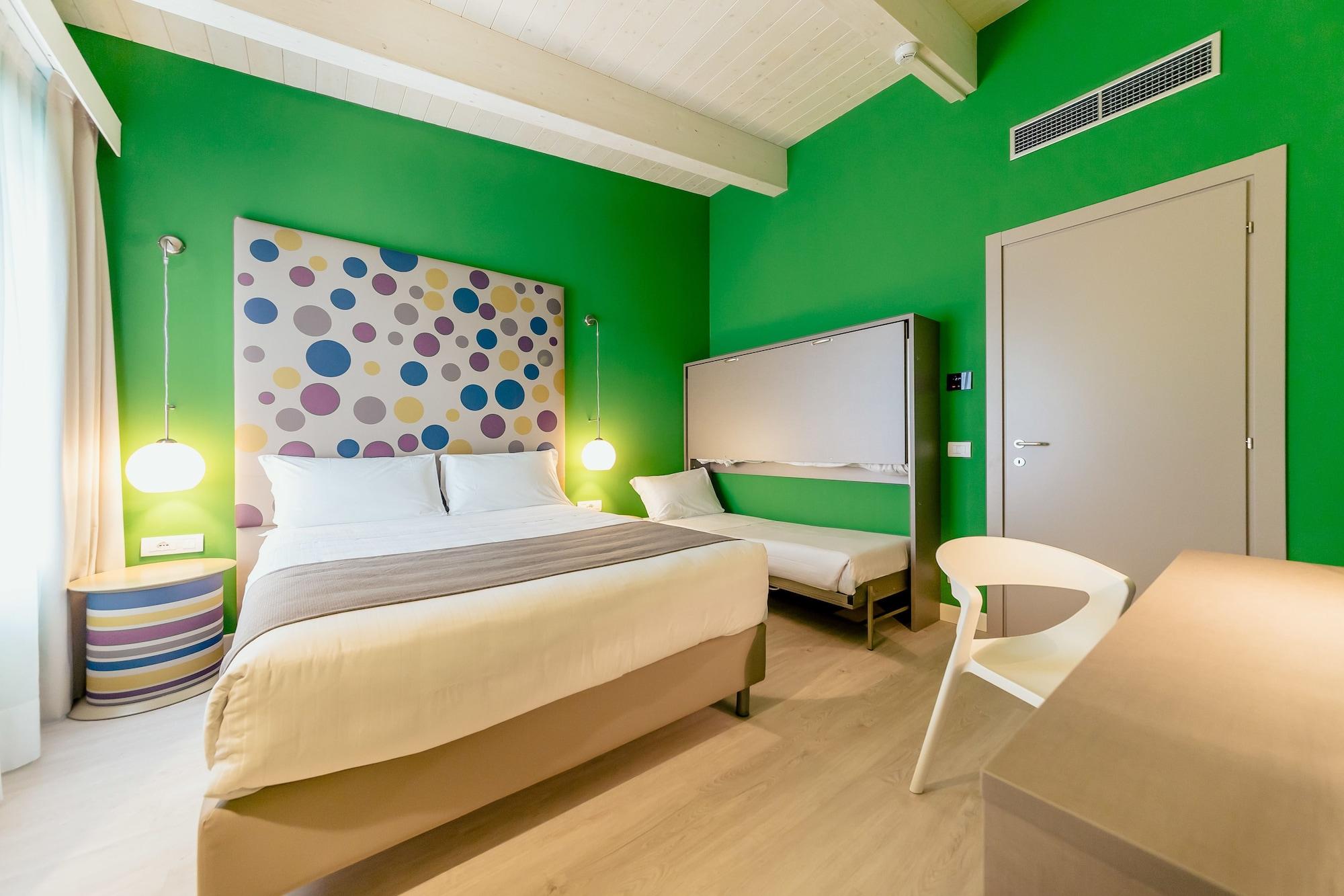 Diamante Mhotel Коленьо Екстериор снимка