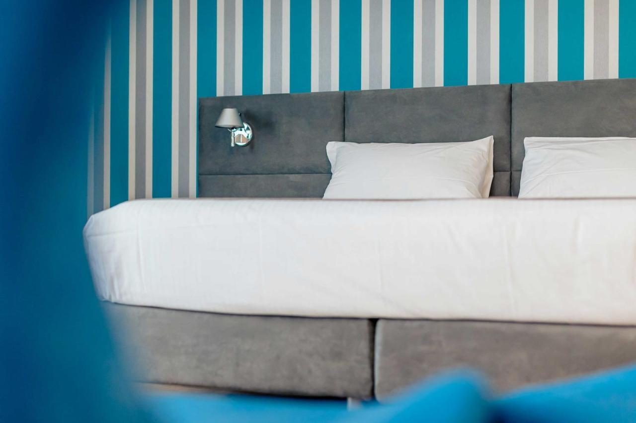Diamante Mhotel Коленьо Екстериор снимка