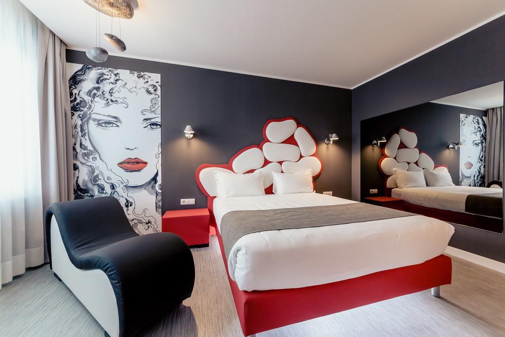 Diamante Mhotel Коленьо Екстериор снимка